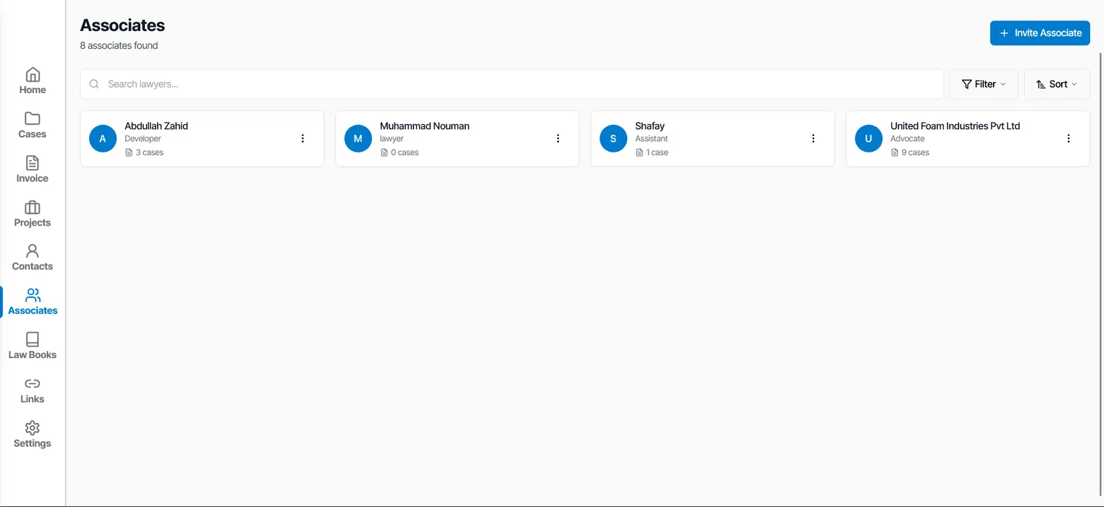 Associates dashboard on desktop showing active members and pending invitations